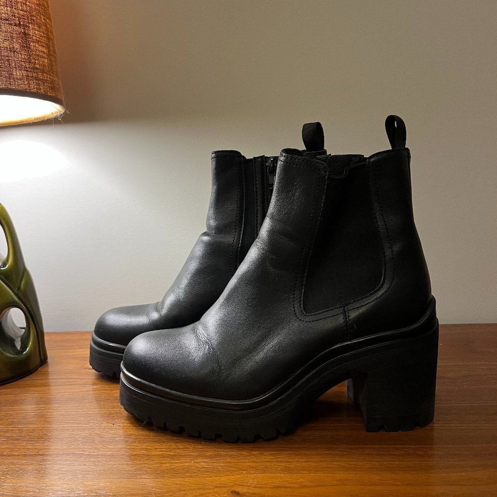 Jeffrey Campbell Escob Platform Chelsea Boot in Black Leather